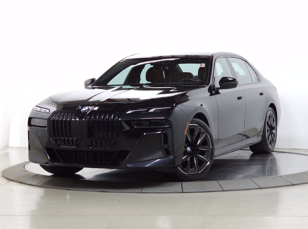 BMW 760i