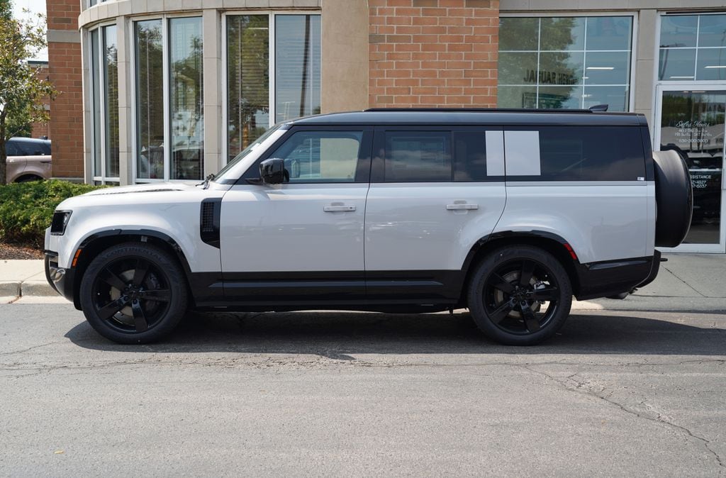 New 2026 Land Rover Defender 130 X-Dynamic SE SUV