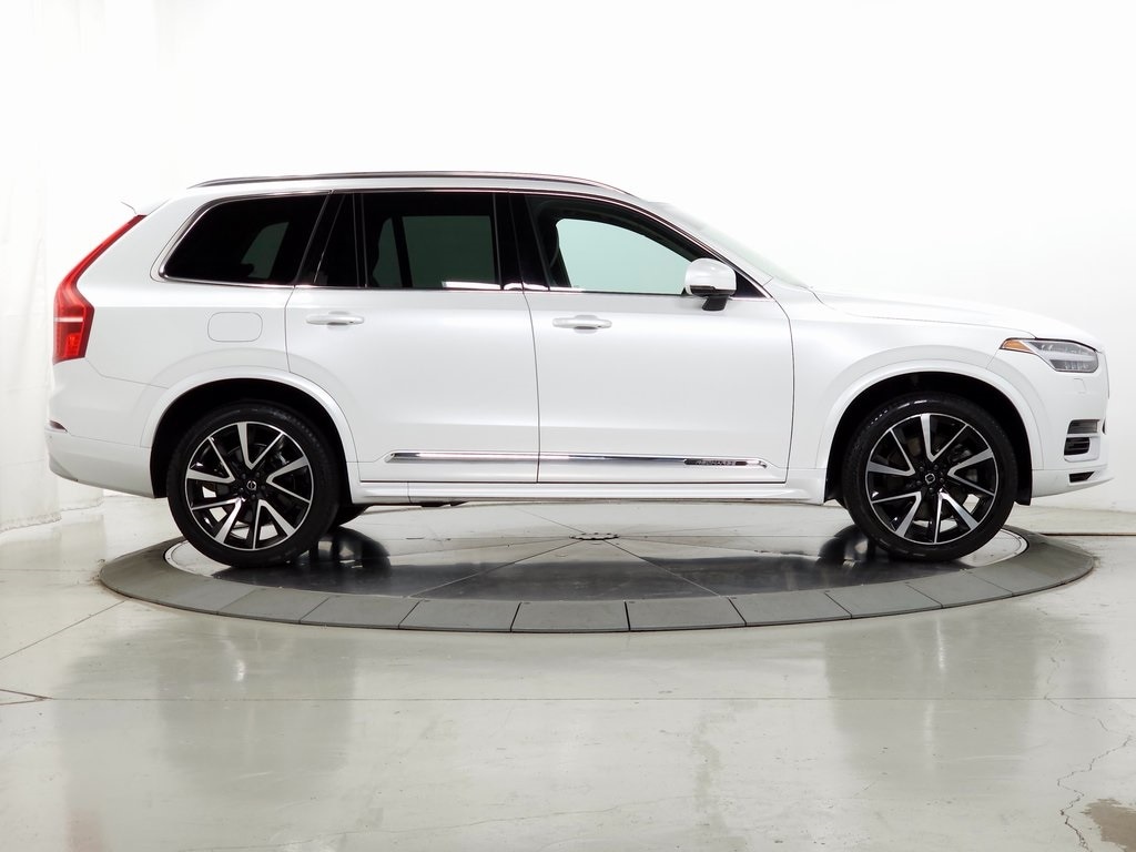 2022 Volvo XC90 Recharge Plug-In Hybrid T8 Inscription Expression 7 Passenger 10