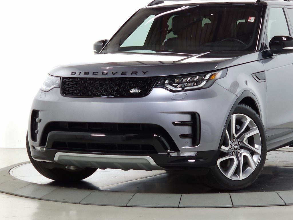 2020 Land Rover Discovery Landmark Edition 14