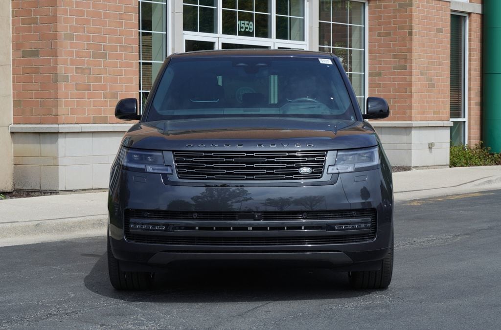 New 2026 Land Rover Range Rover P530 SE 7 Seat SUV
