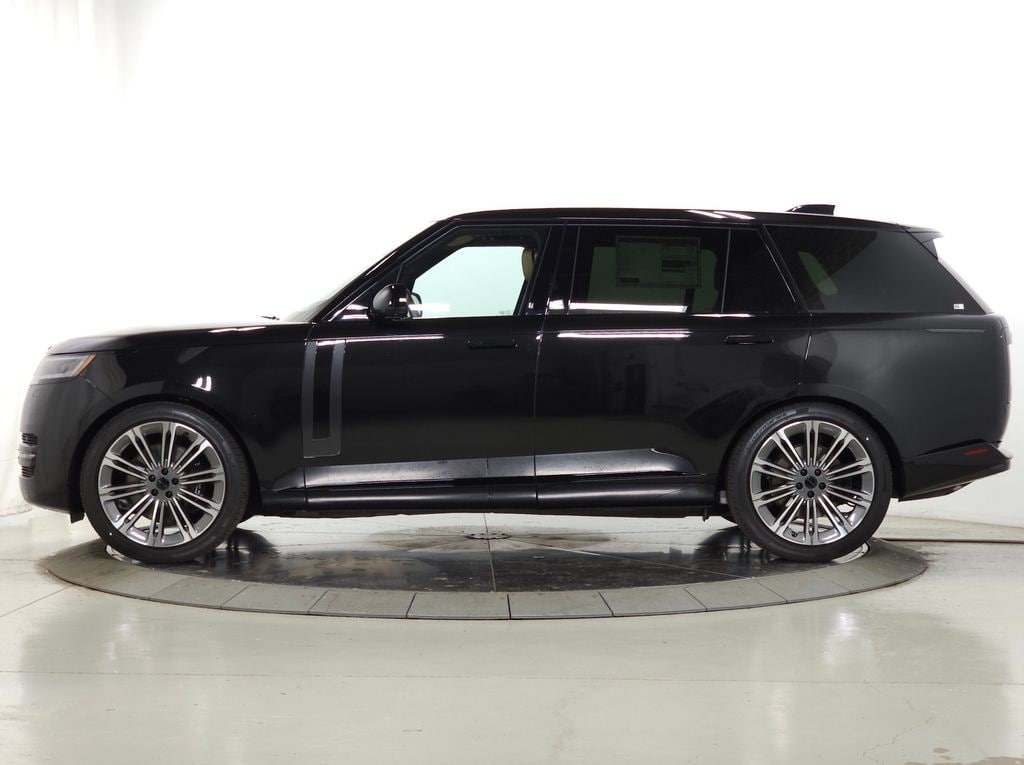 New 2026 Land Rover Range Rover P530 SE 7 Seat SUV