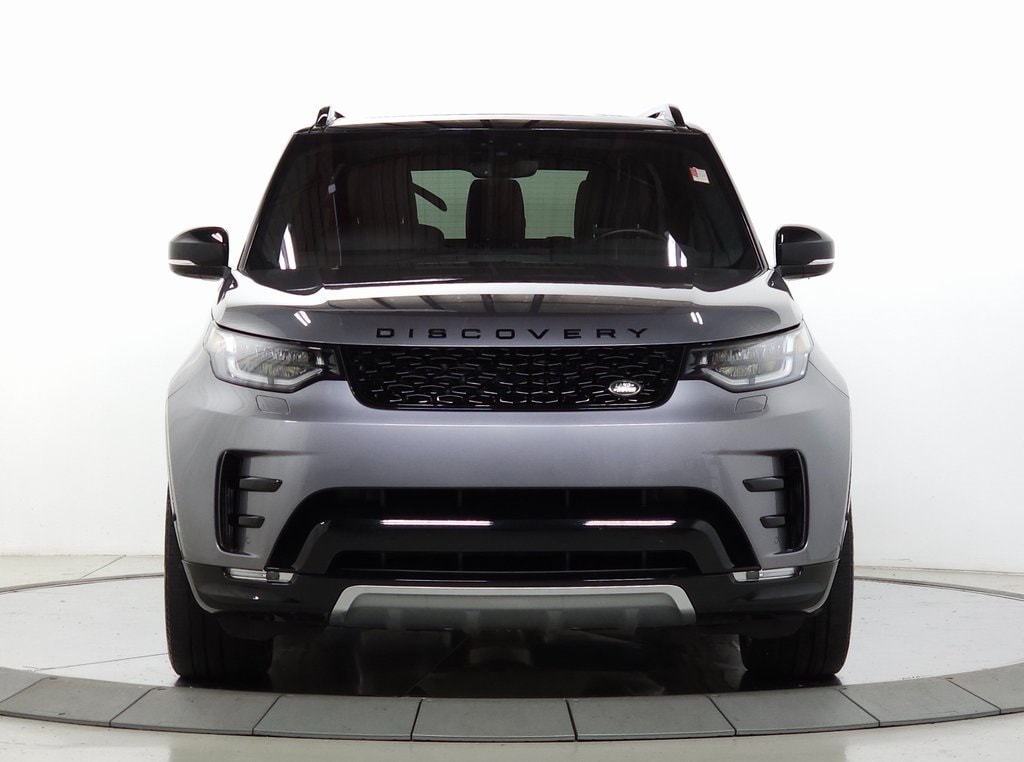2020 Land Rover Discovery Landmark Edition 13