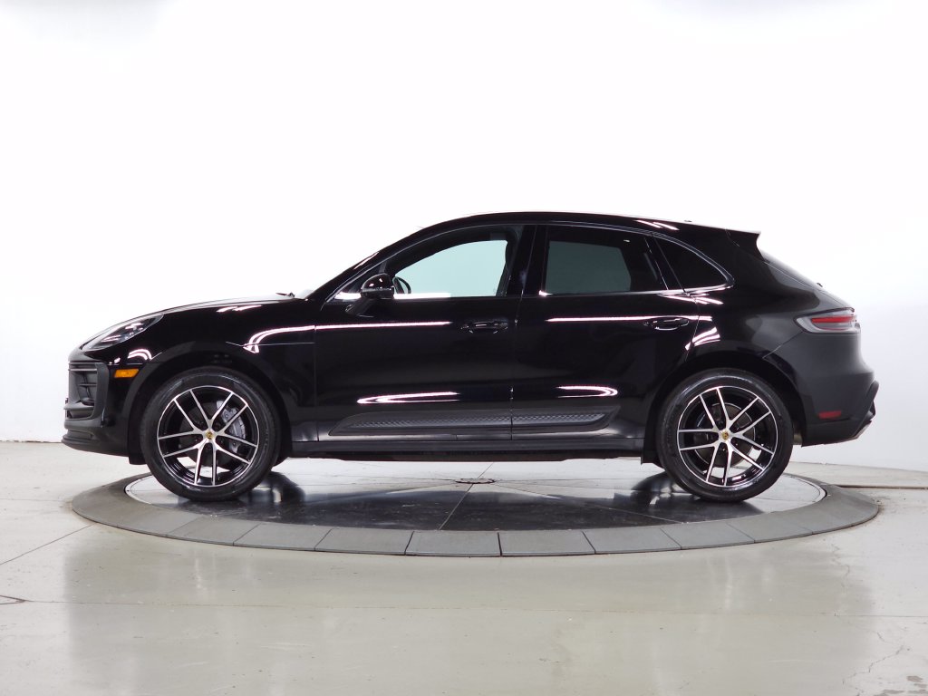 Used 2024 Porsche Macan Base SUV