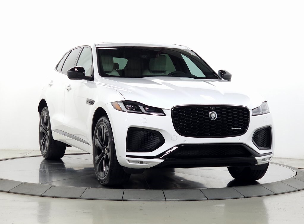 2024 Jaguar F-PACE P250 11