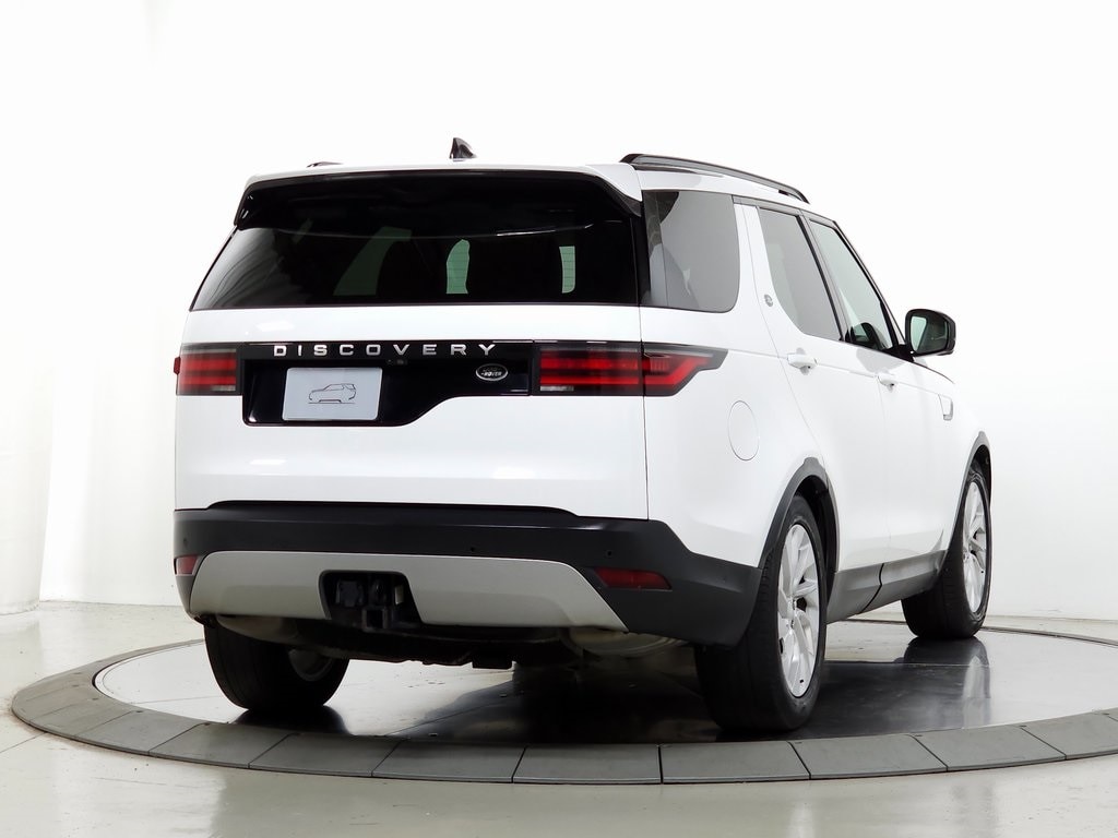 2022 Land Rover Discovery S 9