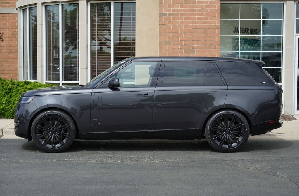 New 2026 Land Rover Range Rover P530 SE 7 Seat SUV