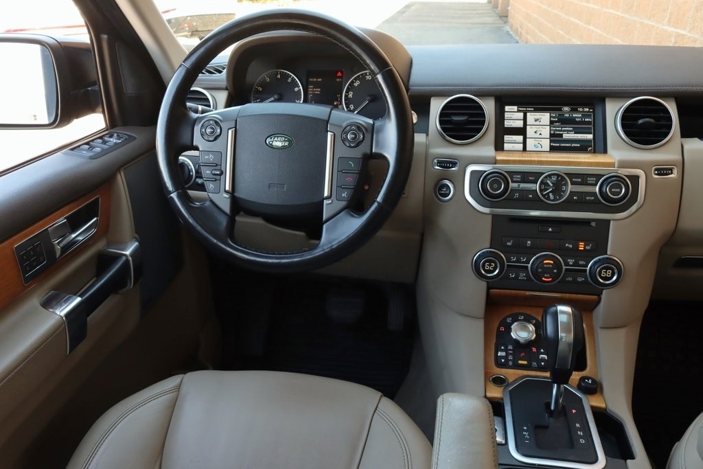 2012 Land Rover LR4 V8 13