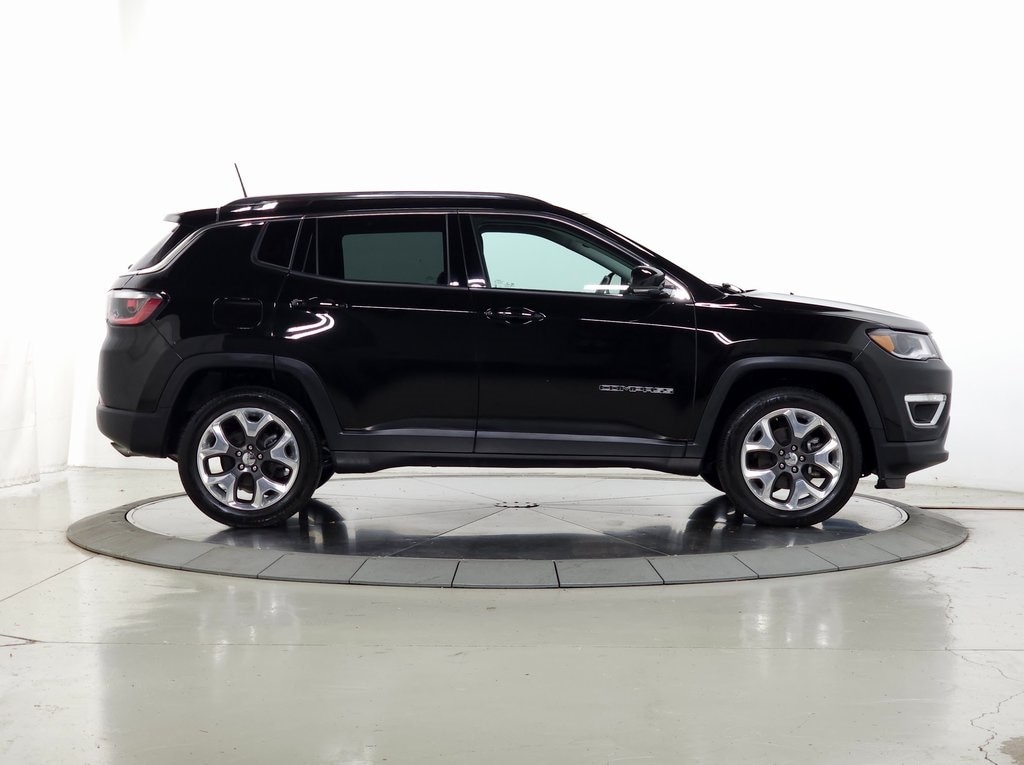 2018 Jeep Compass Limited 9