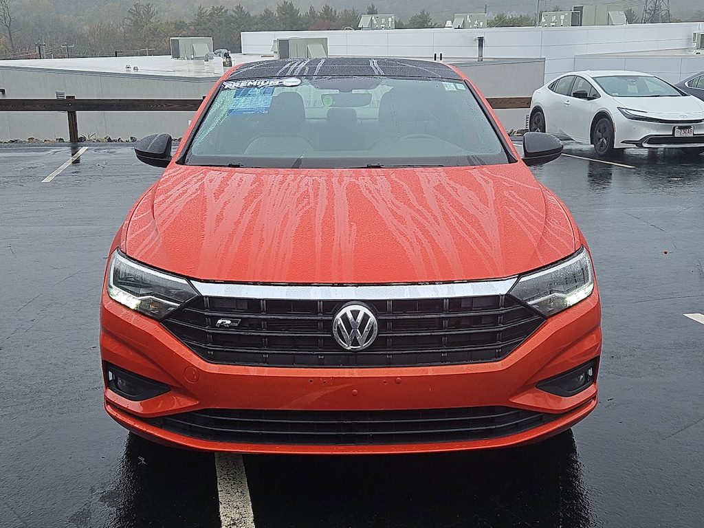 Used 2021 Volkswagen Jetta R-Line 4D Sedan
