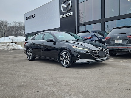 2023 Hyundai Elantra Limited 4D Sedan