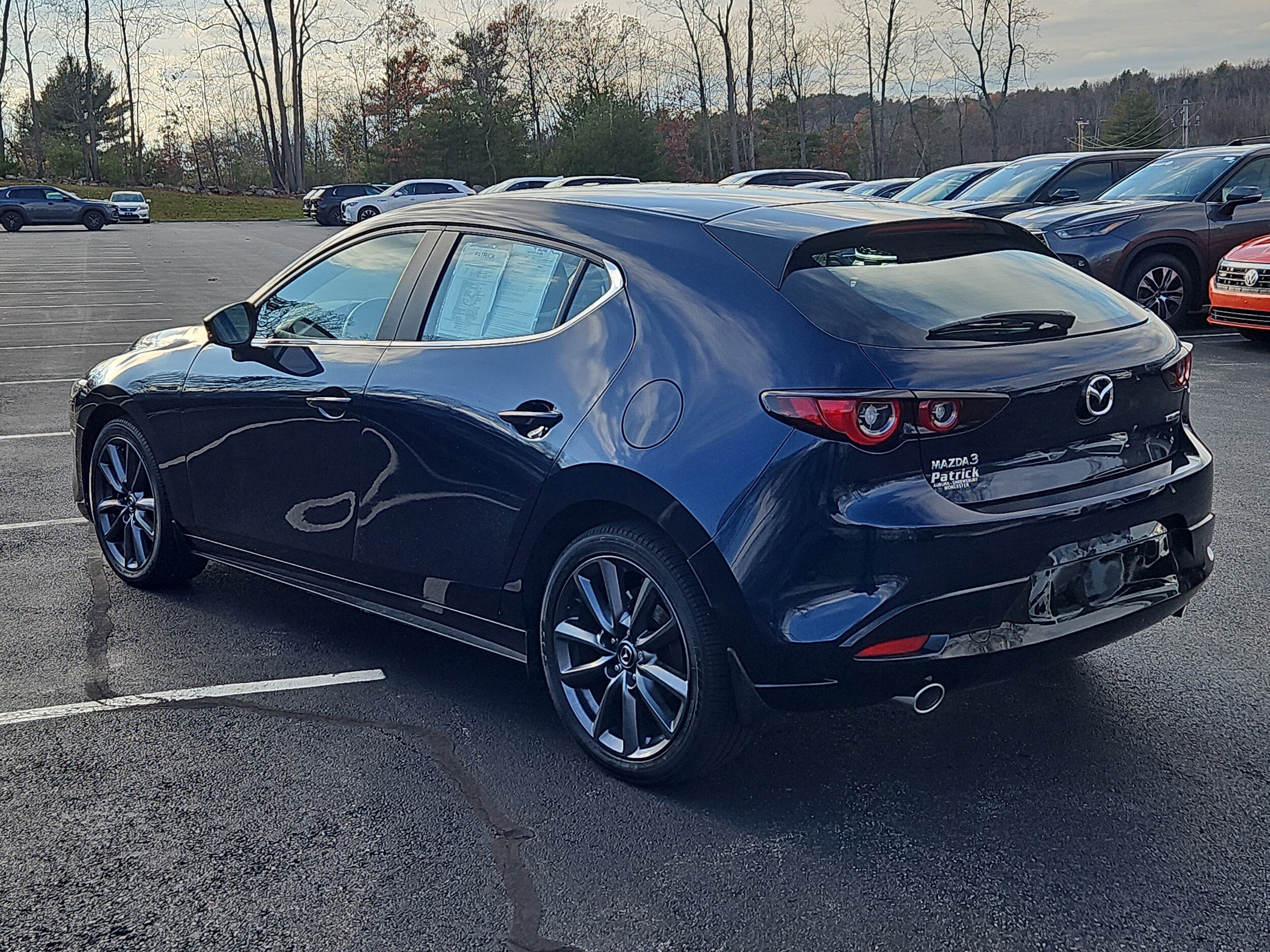 2023 Mazda Mazda3 2.5 Select s photo 3