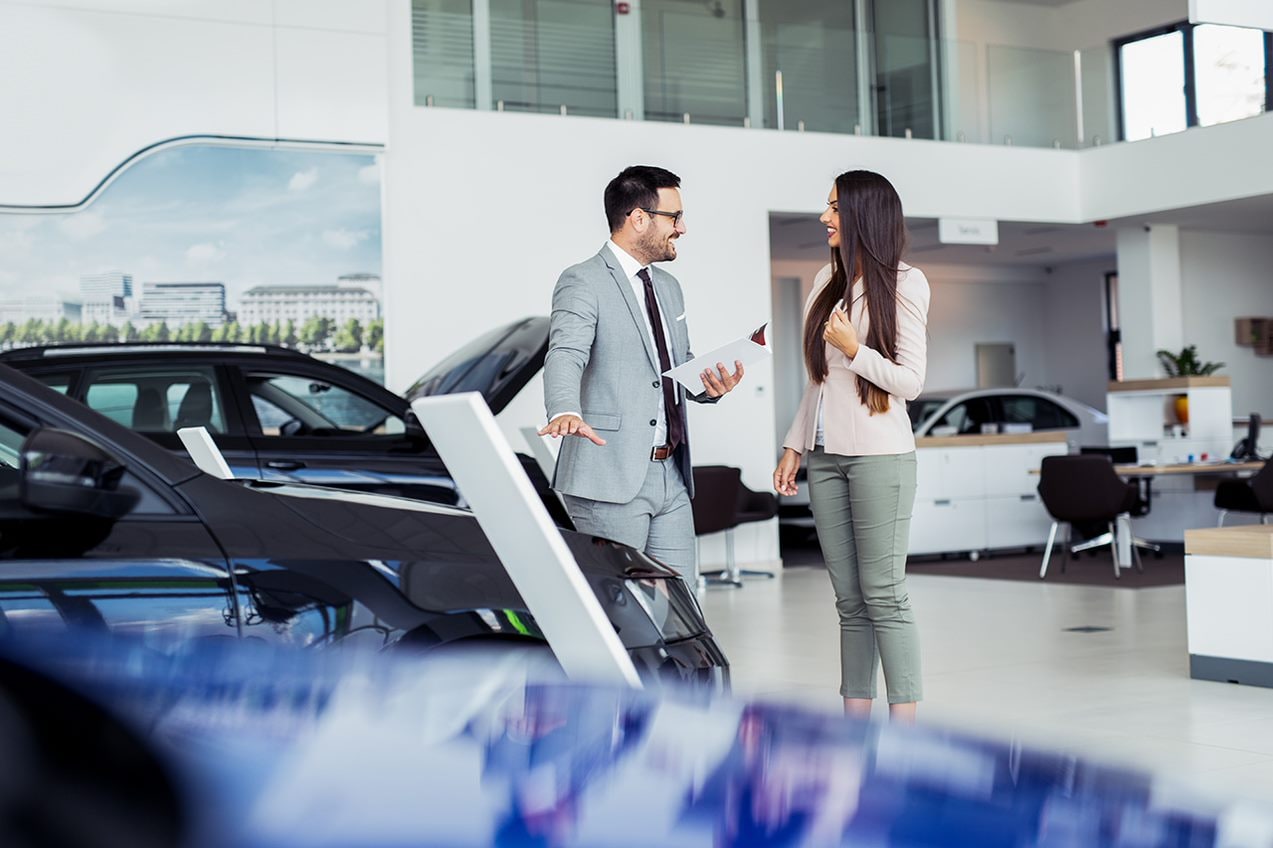 Dealer and customer.png