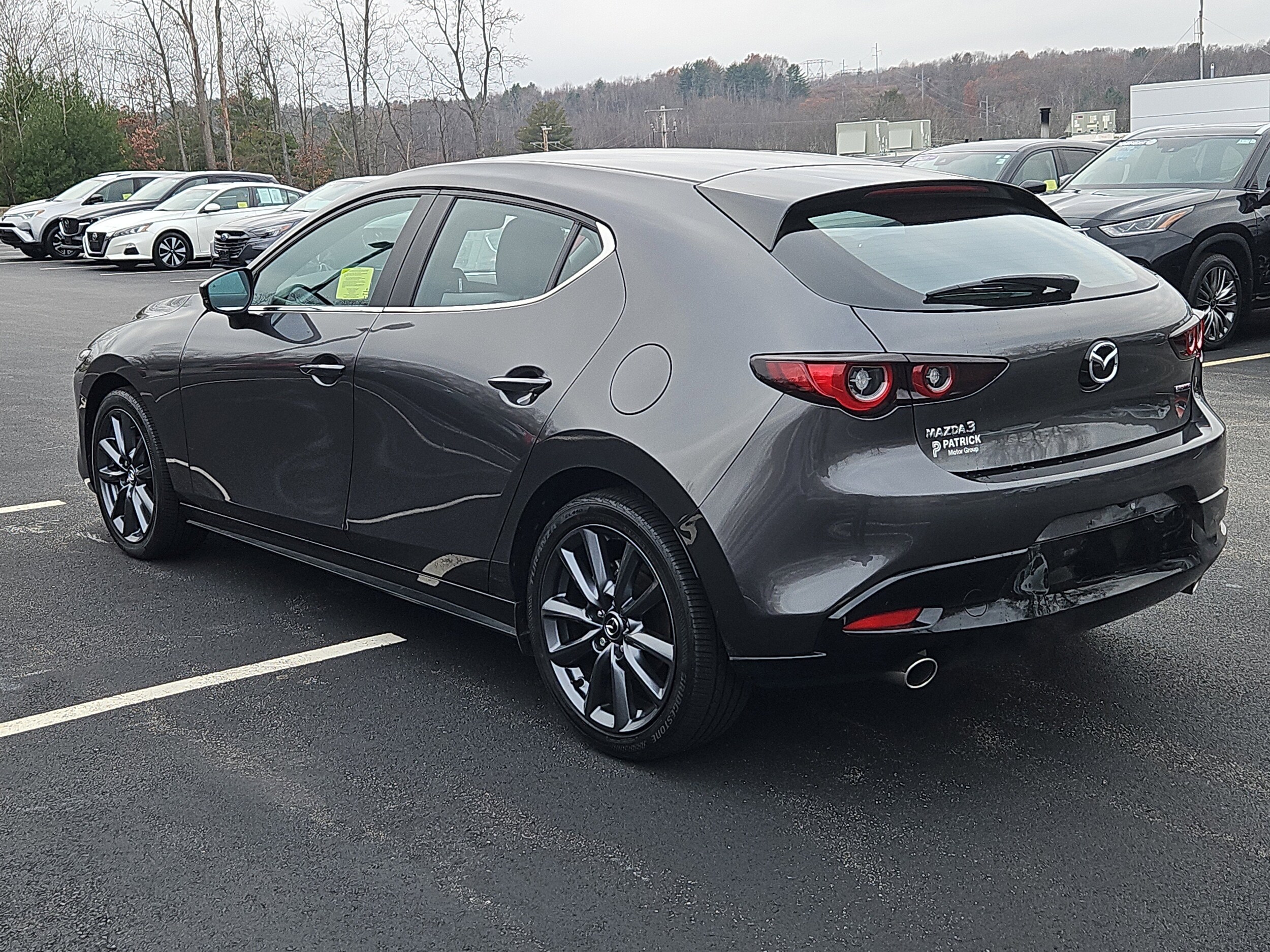 2025 Mazda Mazda3 Hatchback 2.5 s Preferred photo 3