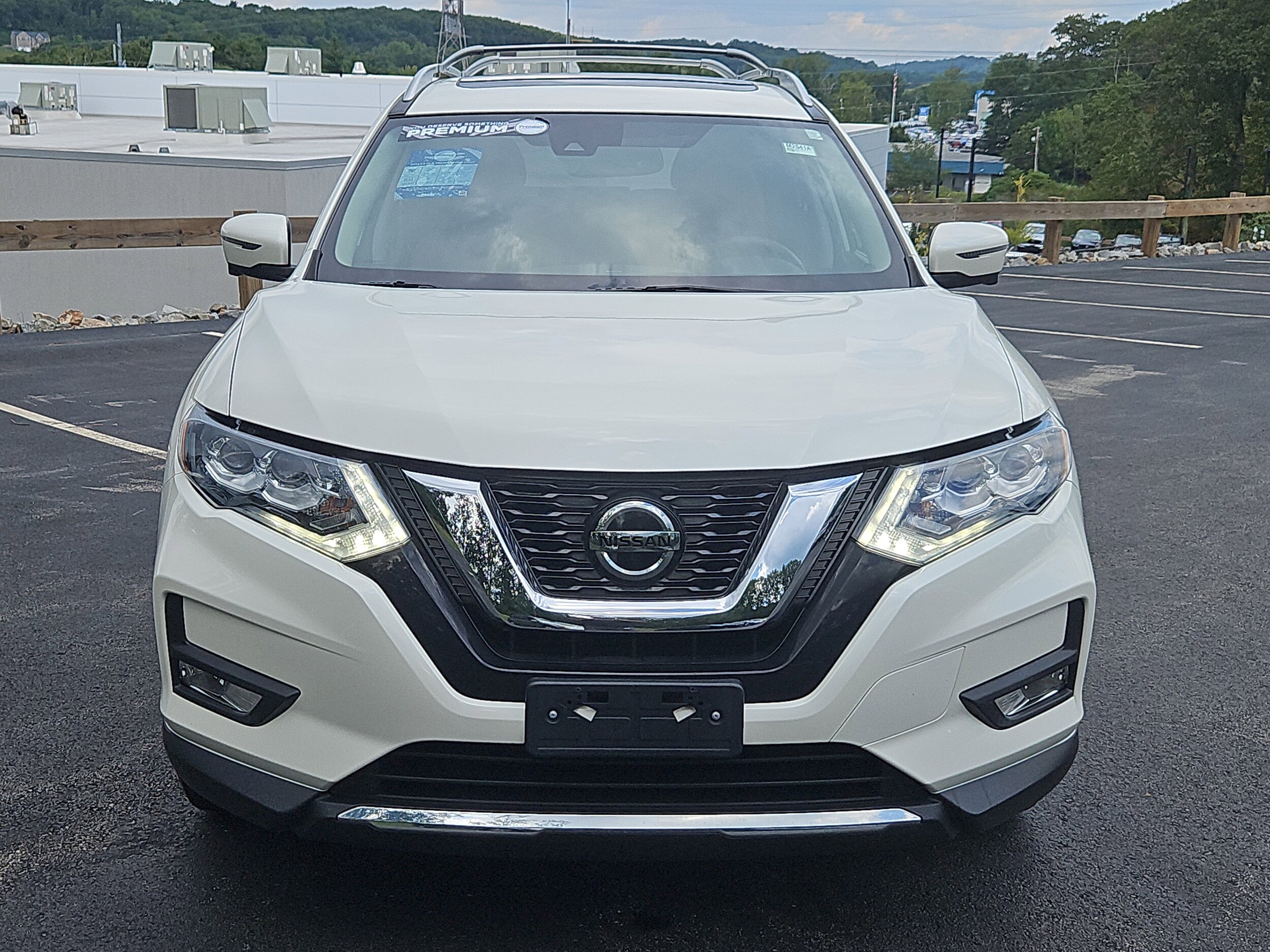 Used 2018 Nissan Rogue SL with VIN JN8AT2MV9JW347164 for sale in Auburn, MA
