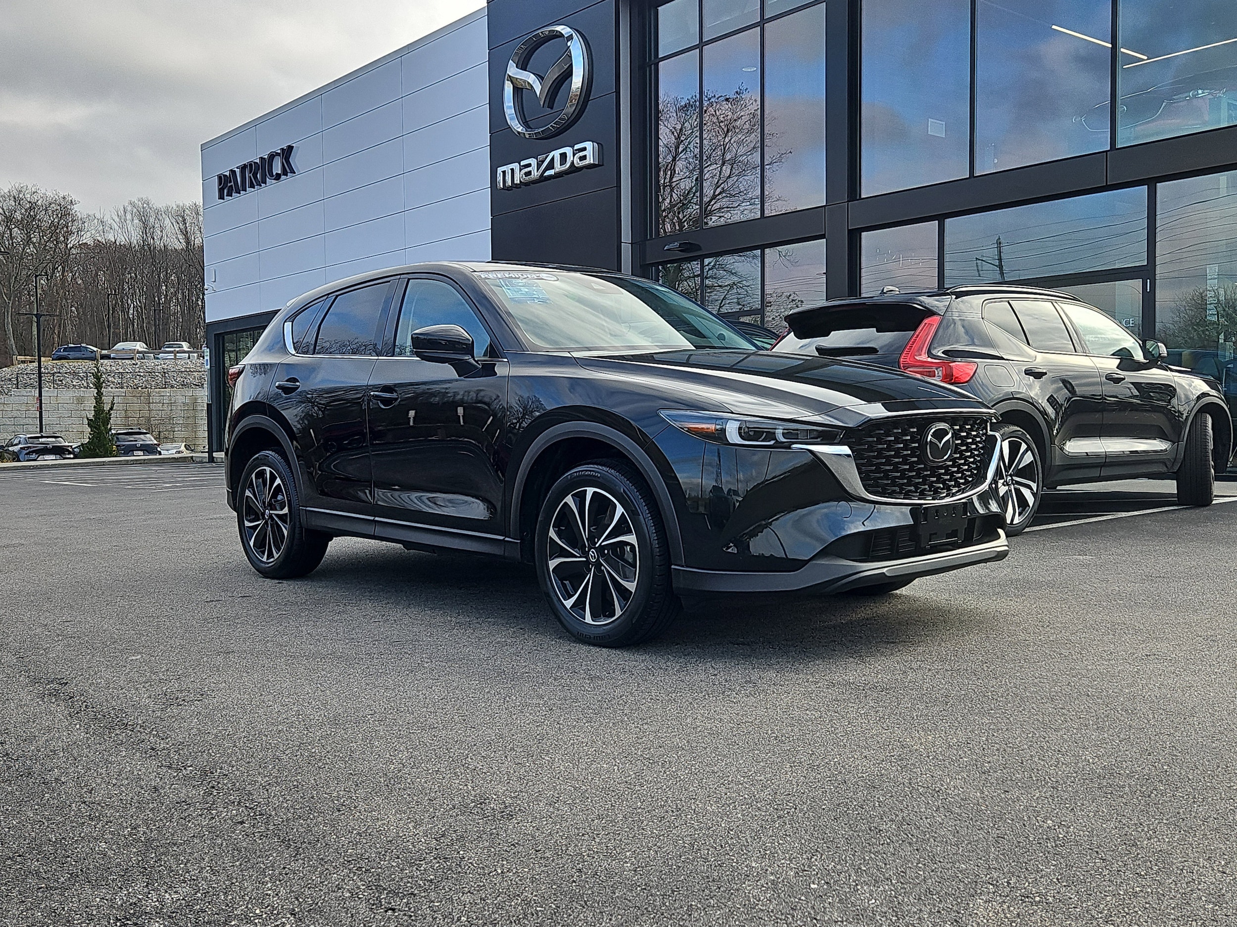 2023 Mazda CX-5 S Premium package's photo