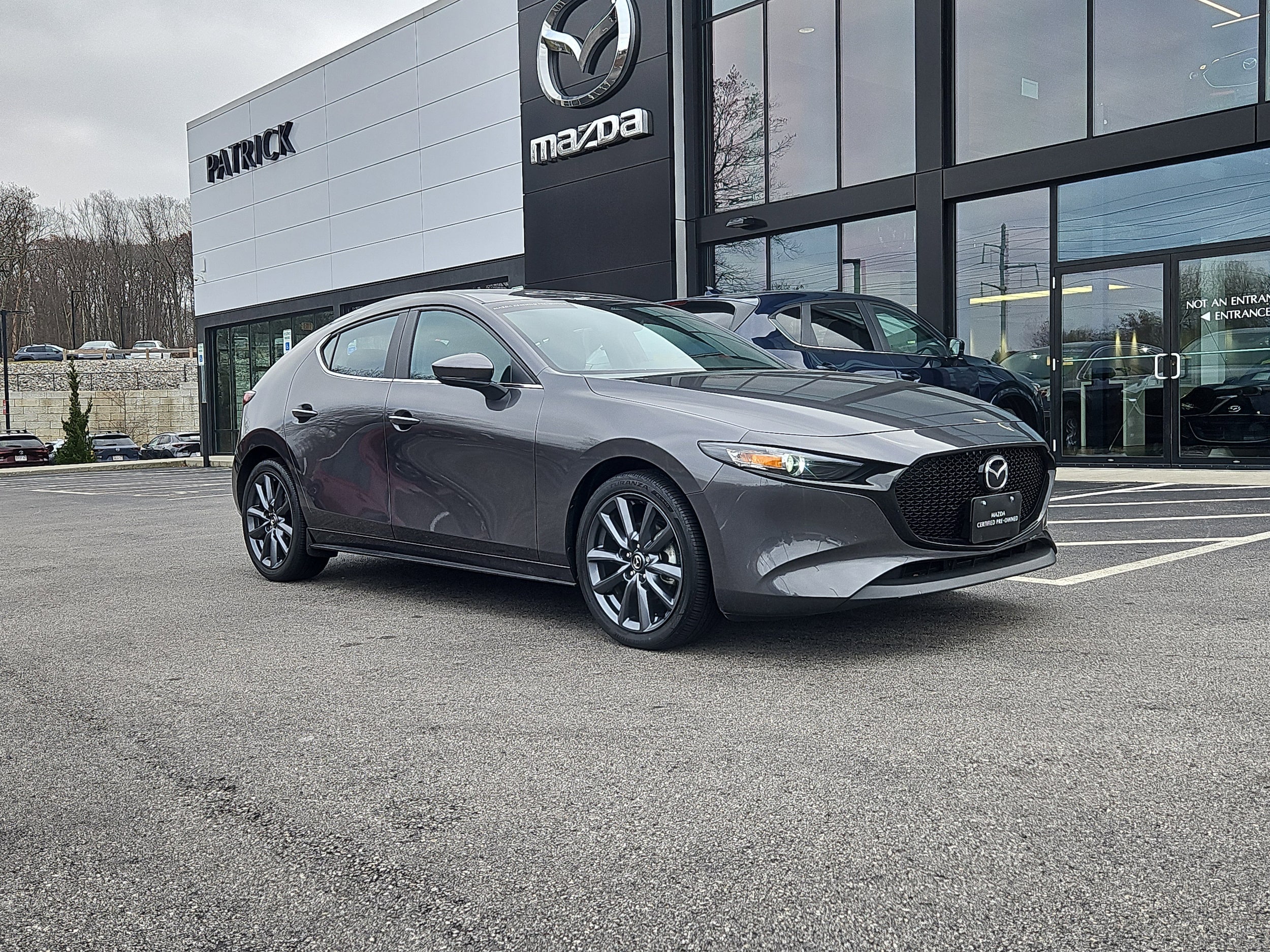 2025 Mazda Mazda3 Preferred's photo