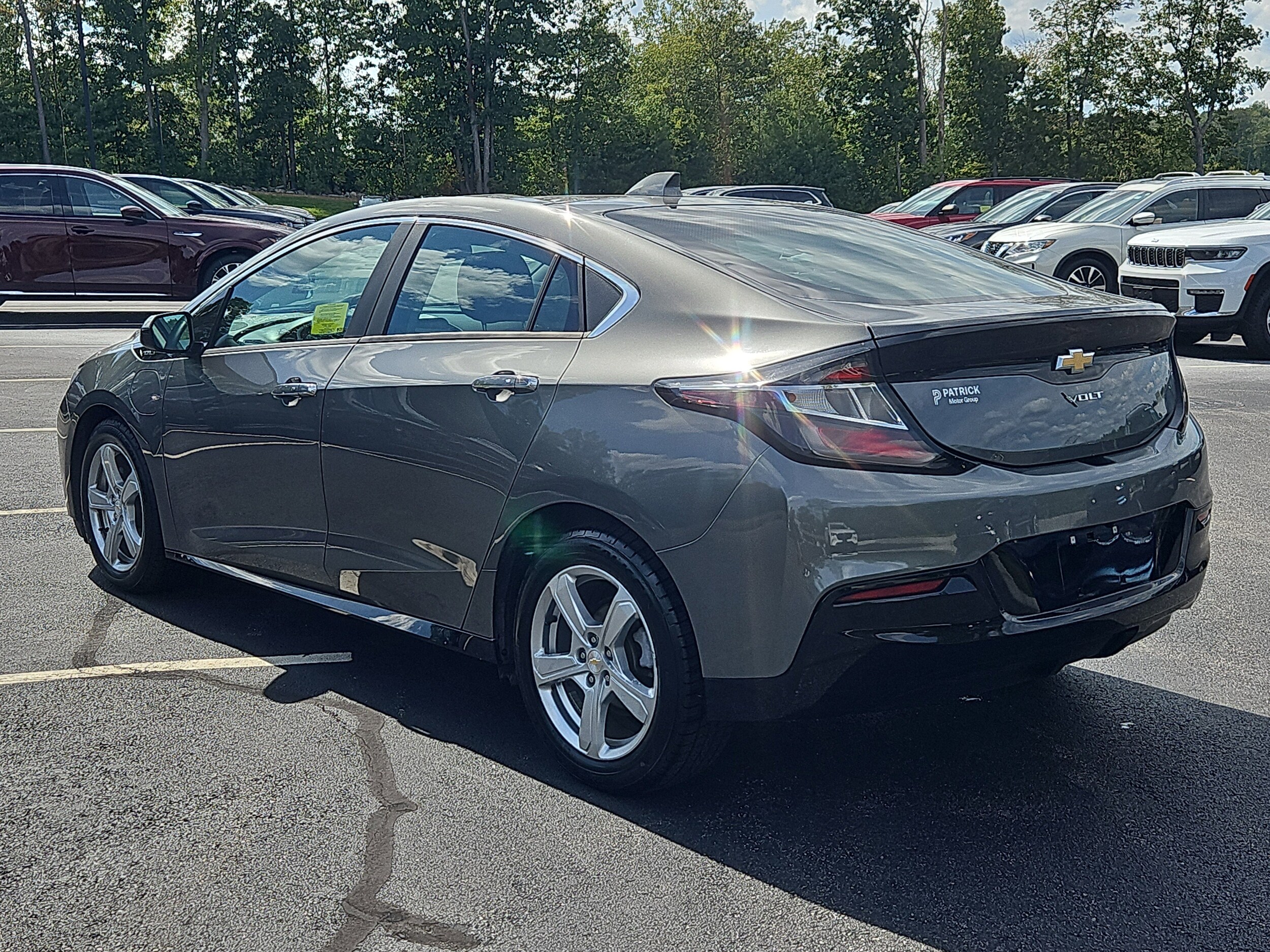 2017 Chevrolet Volt LT photo 2