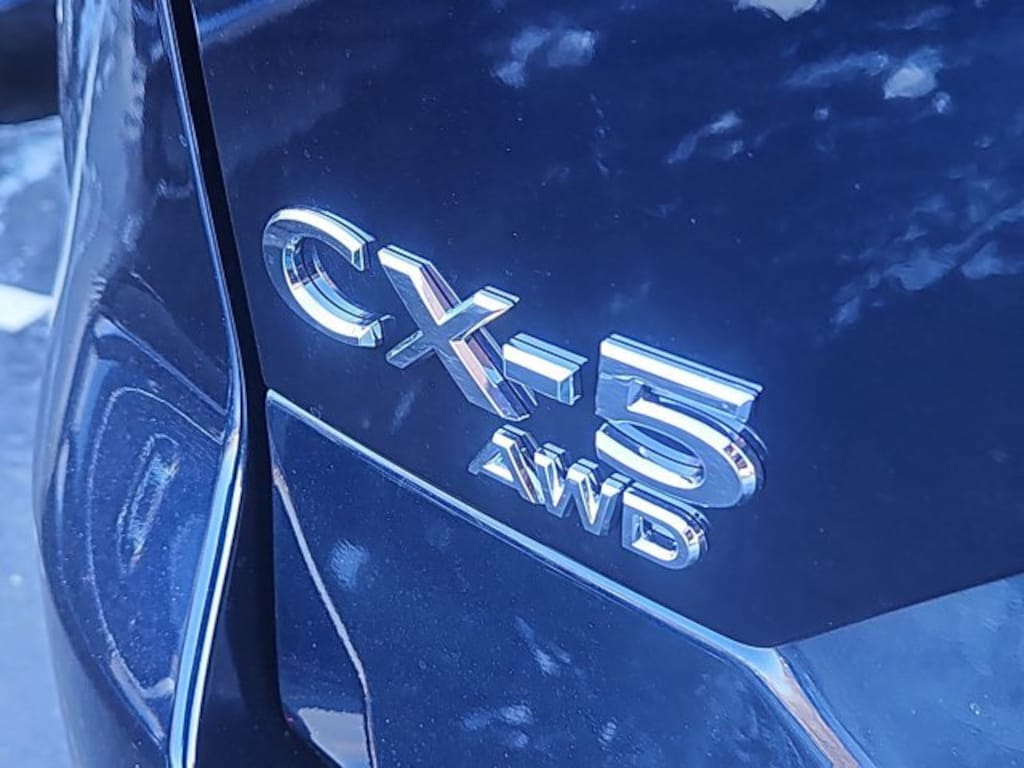New 2025 Mazda CX-5 2.5 S Preferred AWD Sport Utility