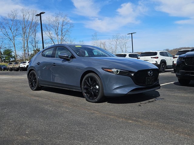 2026 Mazda CX-3 Premium MT 5-Door SKYACTIV's photo