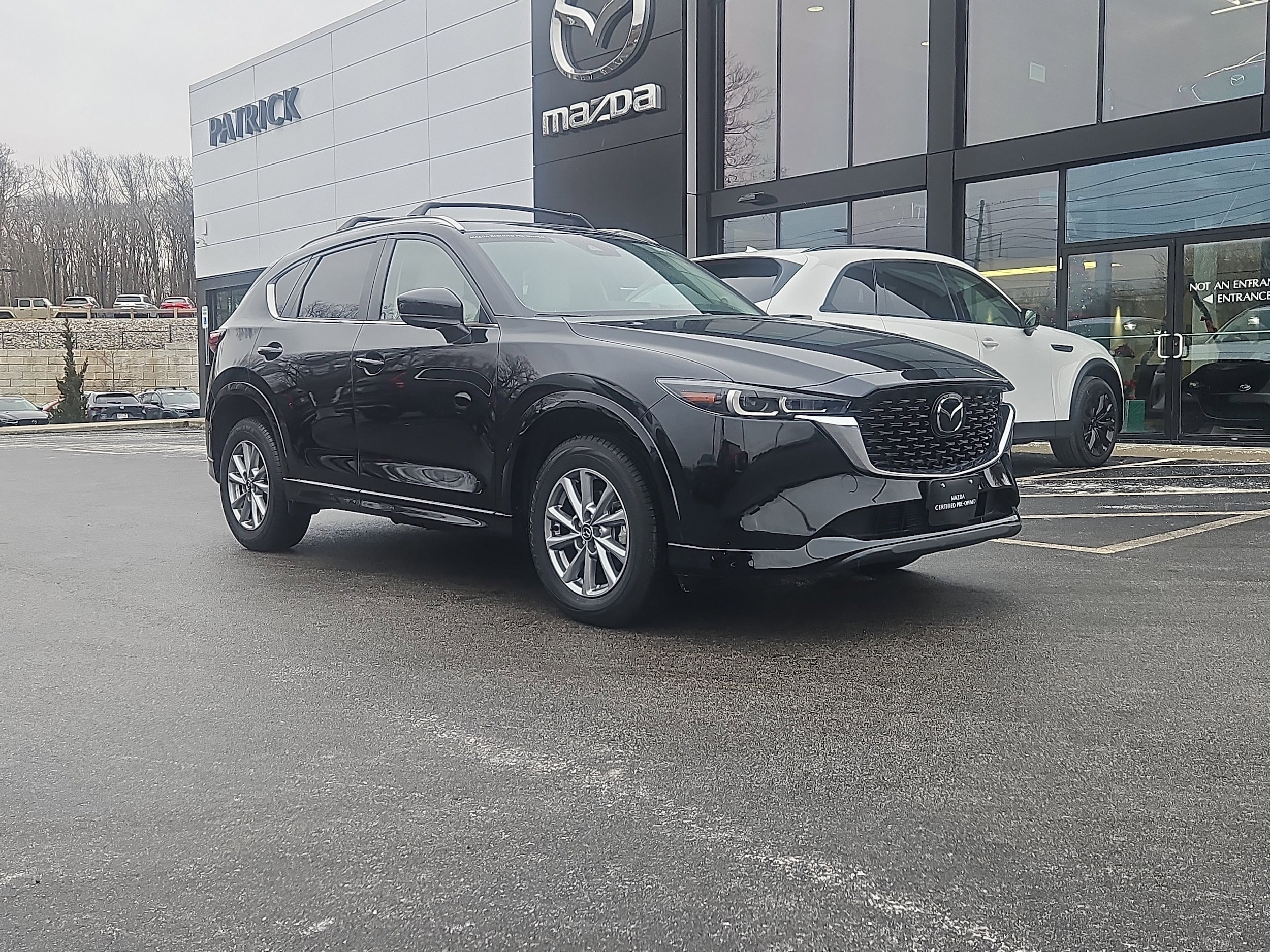2025 Mazda CX-5 S Preferred package's photo