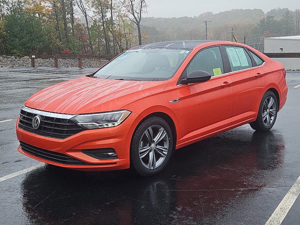 Used 2021 Volkswagen Jetta R-Line 4D Sedan