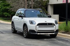 2025 MINI SE Countryman Cooper SUV