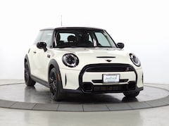 Pre-Owned 2022 MINI Hardtop 2 Door Cooper S Hatchback for sale near Chicago, Illinois