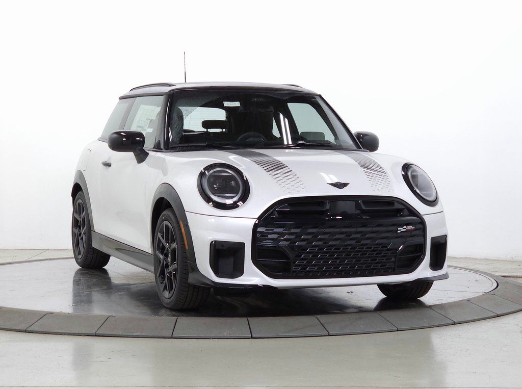 2026 MINI Hardtop Cooper S's photo