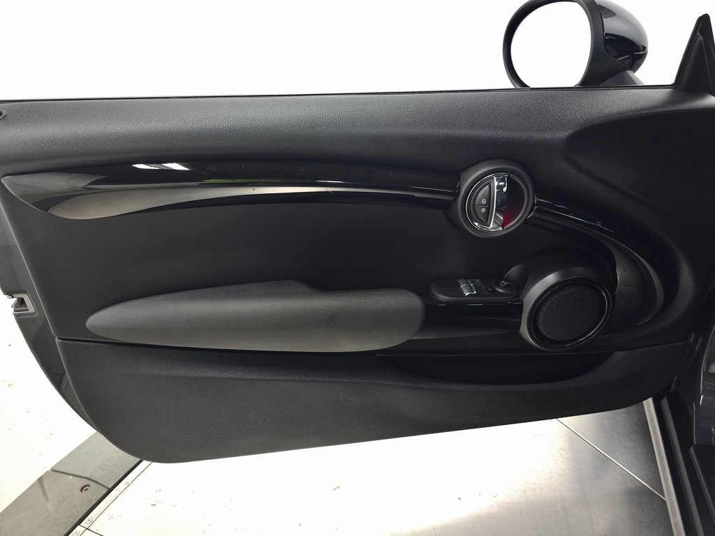 2019 MINI Hardtop 2 Door Cooper S 12