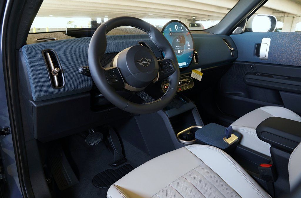 2026 MINI Countryman S - Photo 13