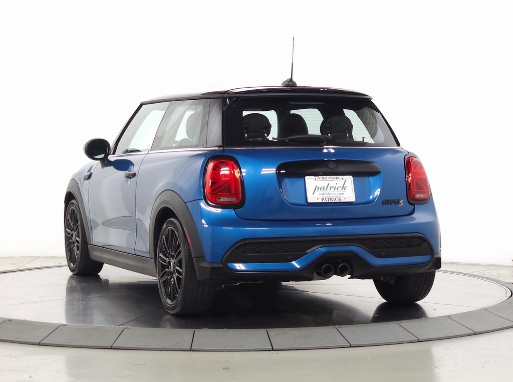 2022 MINI Hardtop 2 Door Cooper S 6