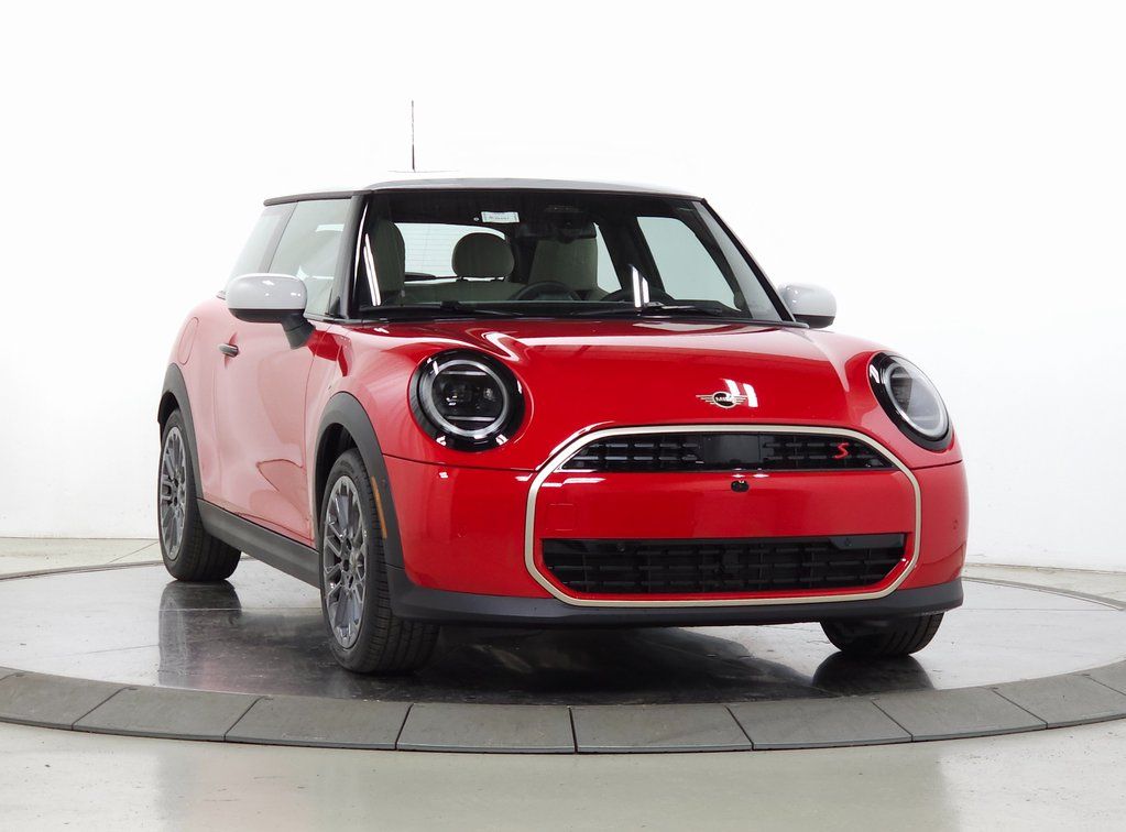 2026 MINI Hardtop Cooper S's photo
