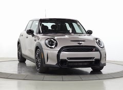 Pre-Owned 2023 MINI Hardtop 4 Door Cooper S Classic Hatchback for sale near Chicago, Illinois