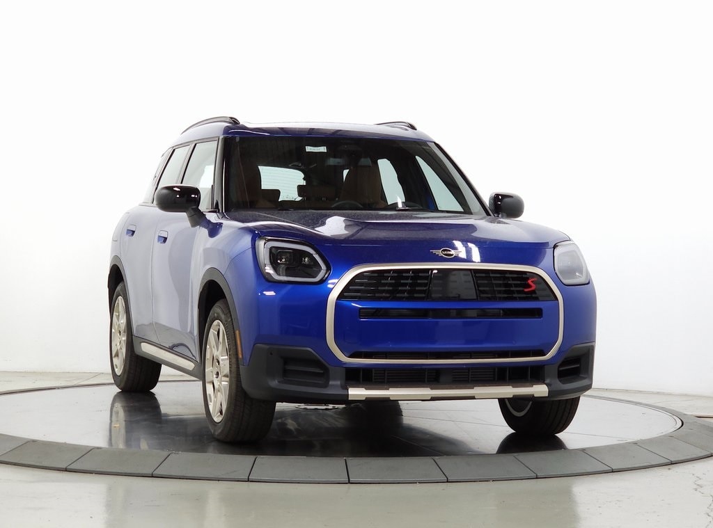 2025 MINI Countryman S's photo
