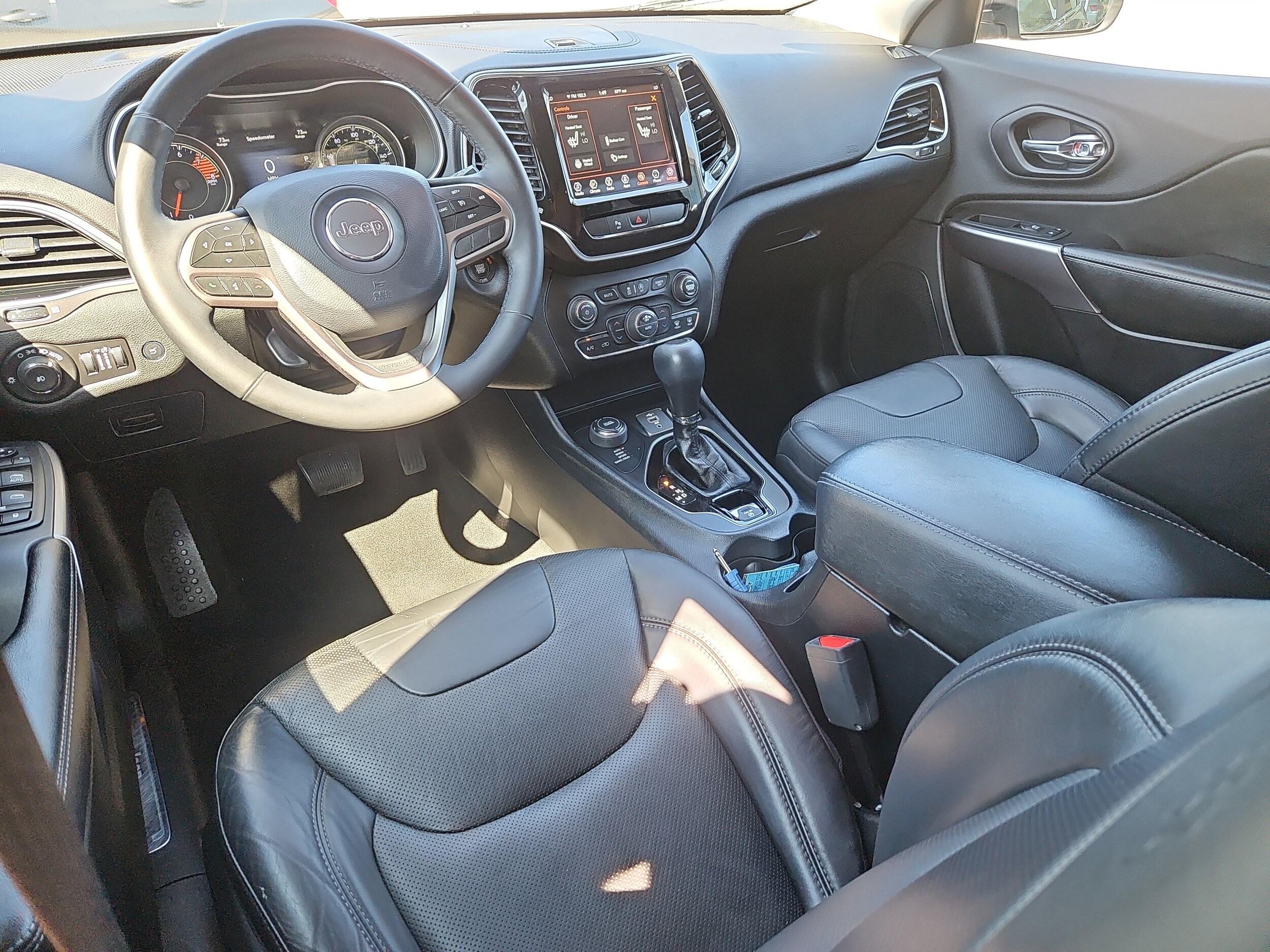 2019 Jeep Cherokee Limited photo 2