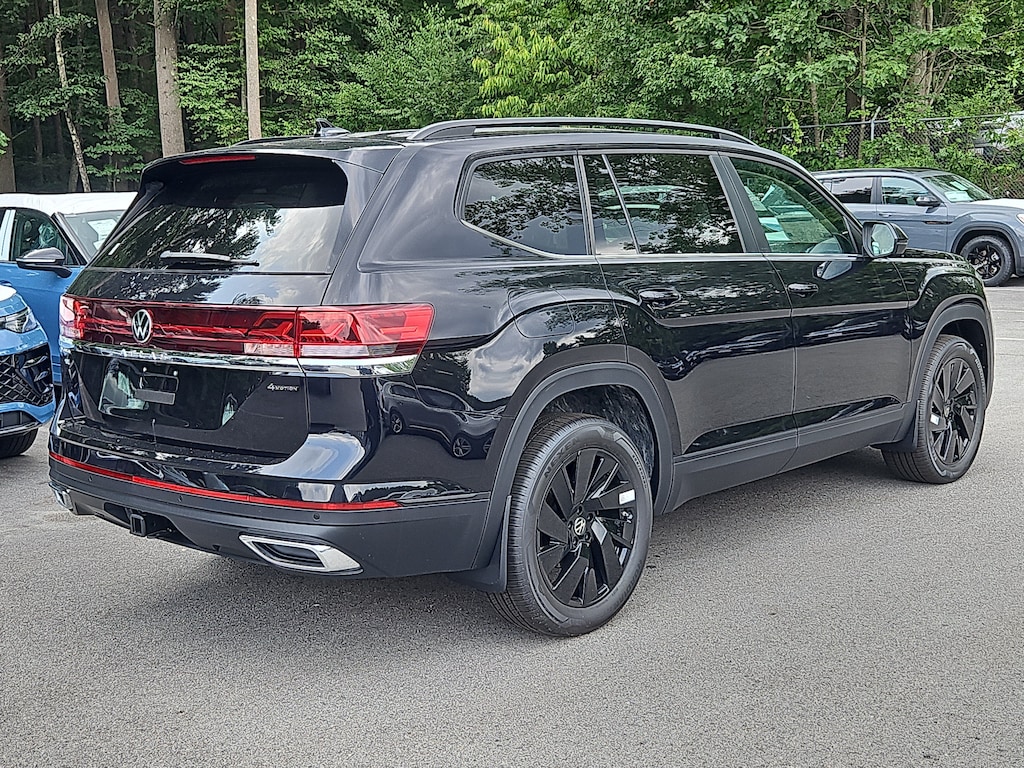 New 2026 Volkswagen Atlas SE w/Technology SUV