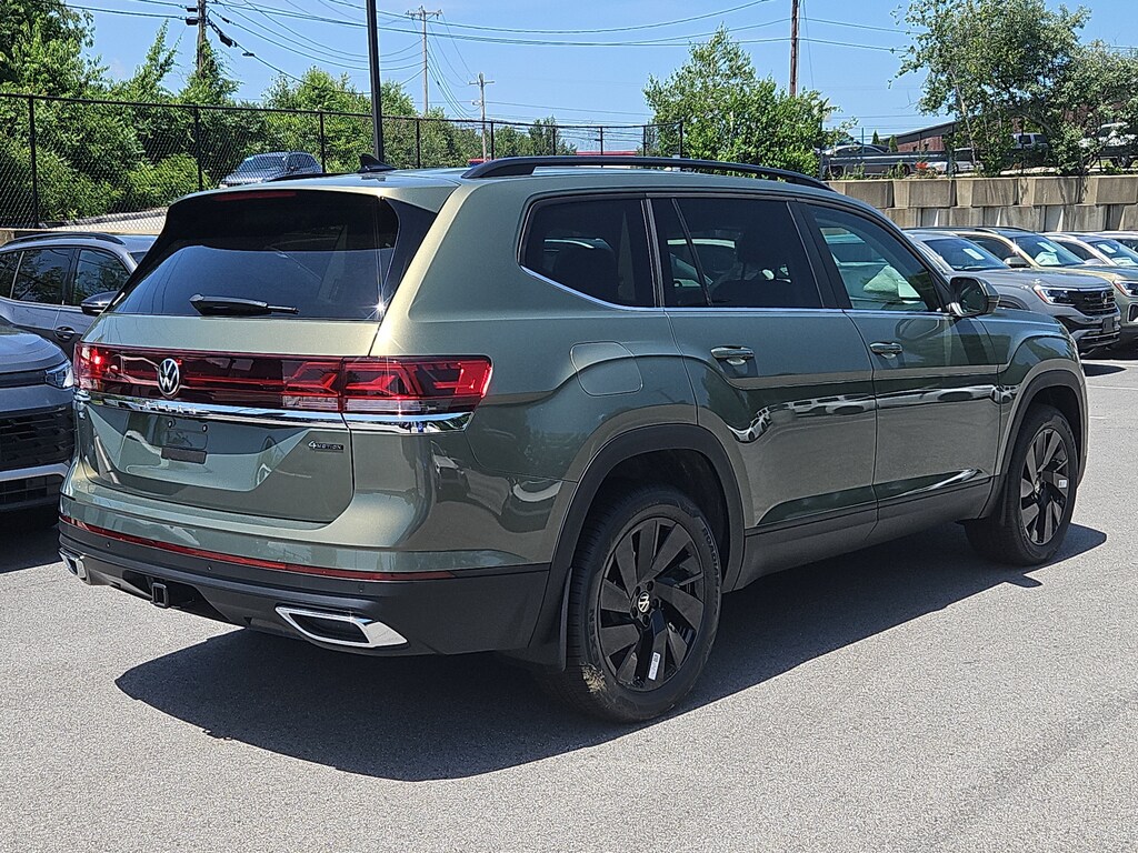 New 2026 Volkswagen Atlas 2.0T SE w/Technology SUV