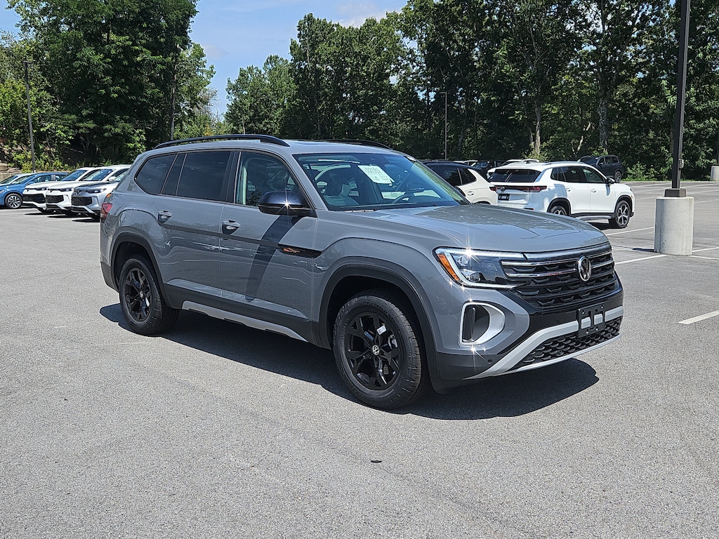 New 2026 Volkswagen Atlas Peak Edition SUV