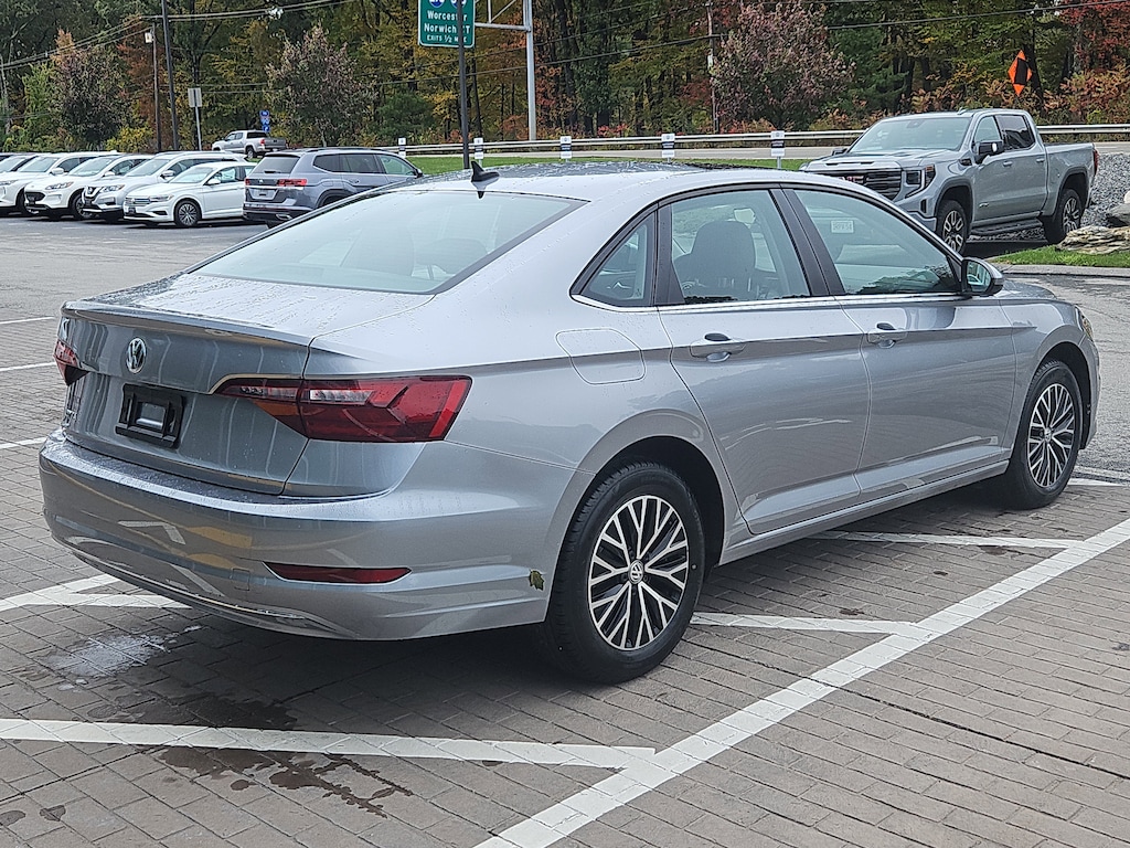 Certified 2021 Volkswagen Jetta 1.4T SE Sedan