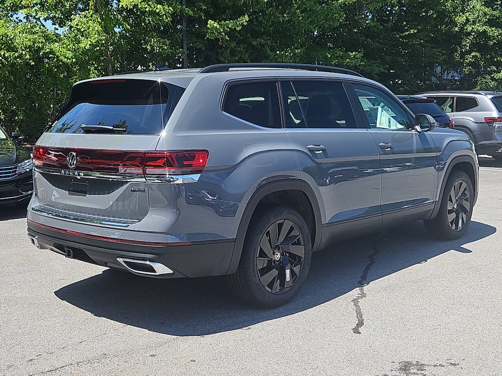 New 2026 Volkswagen Atlas 2.0T SE w/Technology SUV