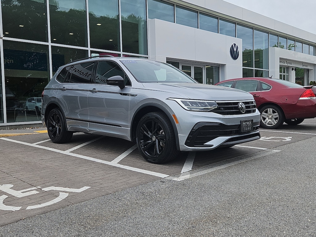 Certified 2023 Volkswagen Tiguan SE R-Line Black SUV