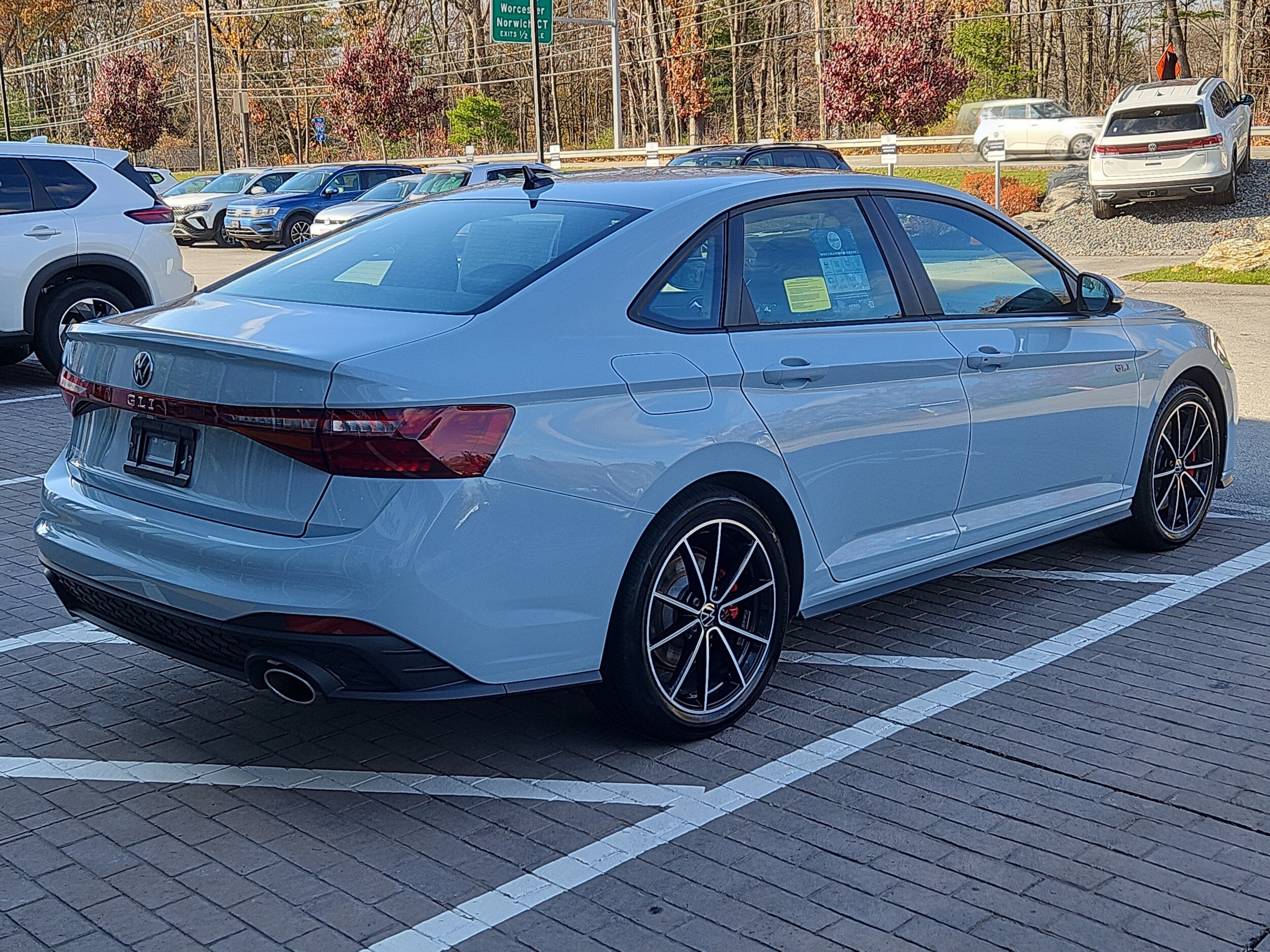 2025 Volkswagen Jetta GLI 2.0T Autobahn photo 2