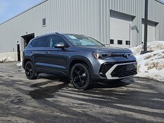 New 2025 Volkswagen Taos 1.5T SEL SUV for sale in Auburn, MA