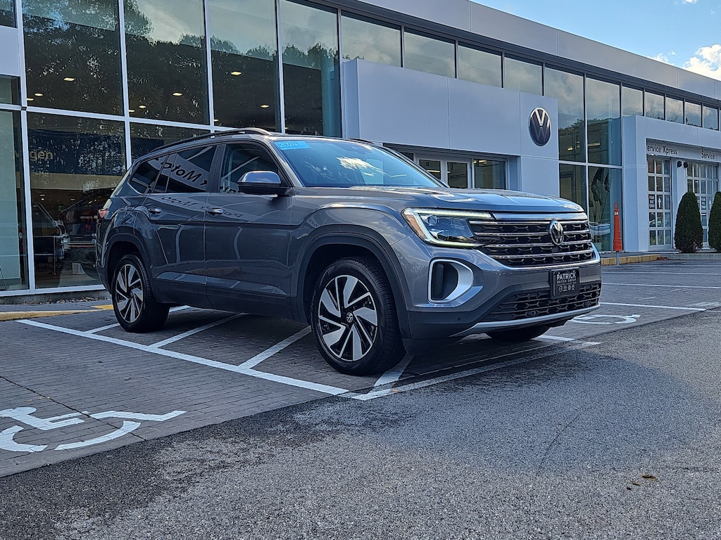 Certified 2024 Volkswagen Atlas 2.0T SE w/Technology SUV