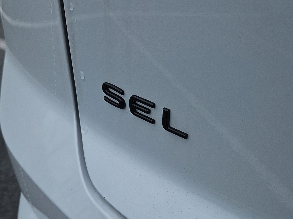 New 2026 Volkswagen Atlas Cross Sport 2.0T SEL R-Line Black SUV
