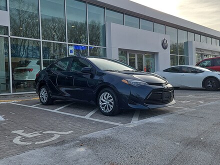 2019 Toyota Corolla LE Sedan