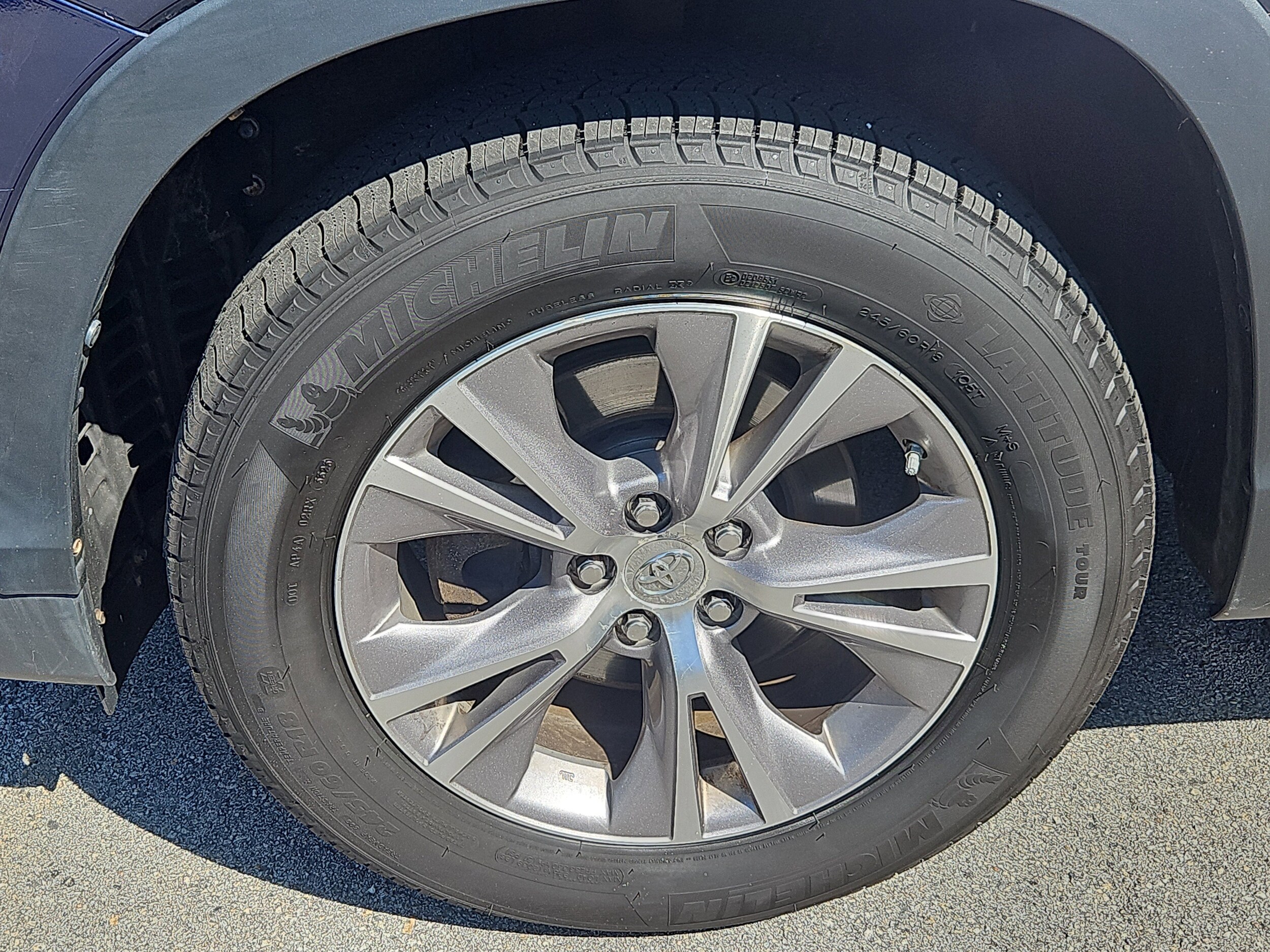 2015 Toyota Highlander XLE photo 4