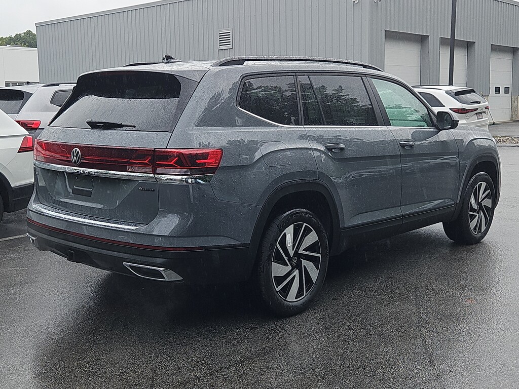 New 2026 Volkswagen Atlas SE w/Technology SUV
