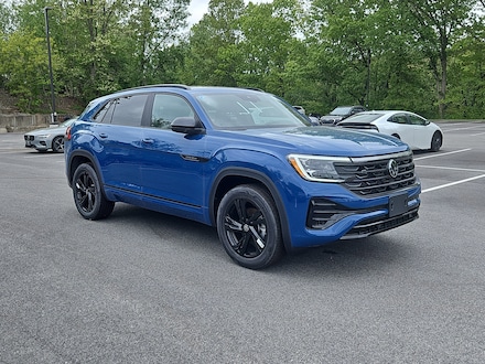 2025 Volkswagen Atlas Cross Sport 2.0T SEL R-Line Black SUV